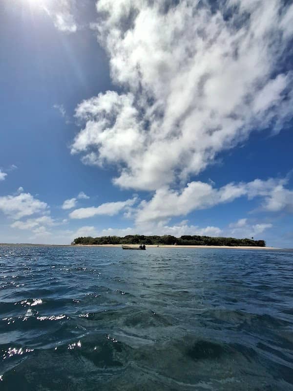 Makuluva Island - Image 1