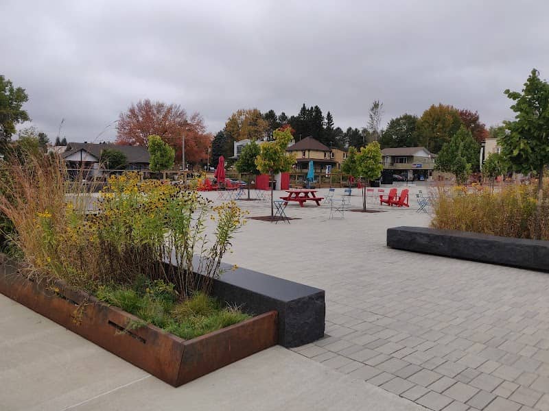 Place Saint-Donat - Image 1