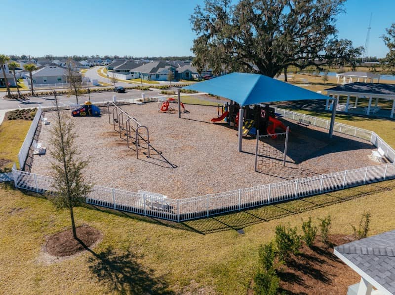 Lake Harlow Park - Image 2