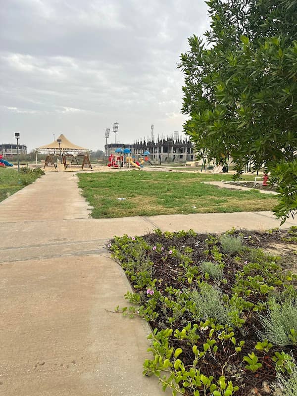 حديقة اللوز - Image 1
