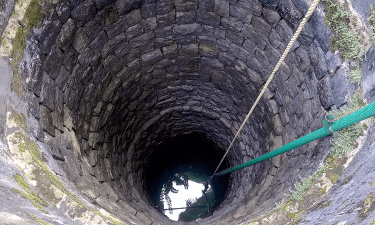 meşhur hacıyatmaz kuyusu - Image 1