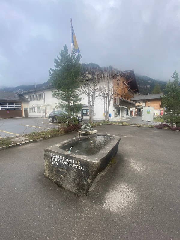 Murmeli-Brunnen, Kandersteg - Image 1