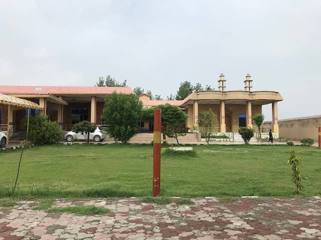 Kala Peer House, fateh jang - Image 1