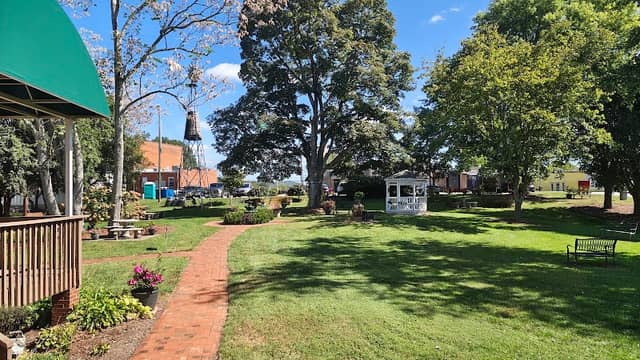 Windmill Park - Image 2