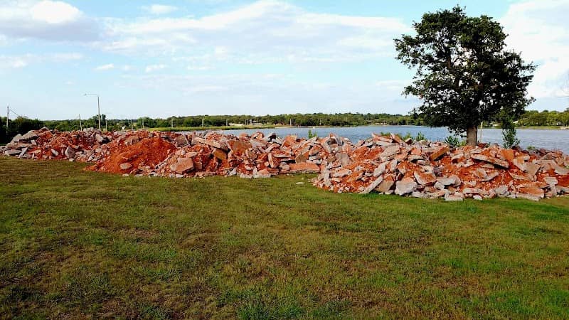 Historic Guthrie Lake Rock Park - Image 1