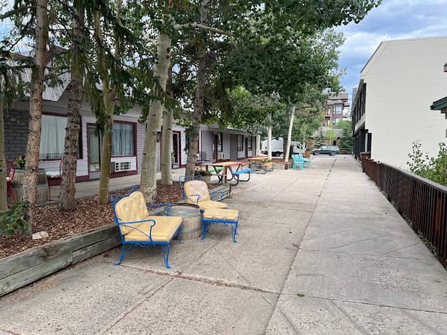 The Alley - Image 2
