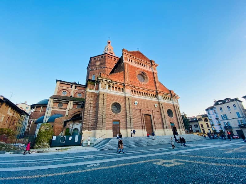 Cathedral of Pavia - Image 3