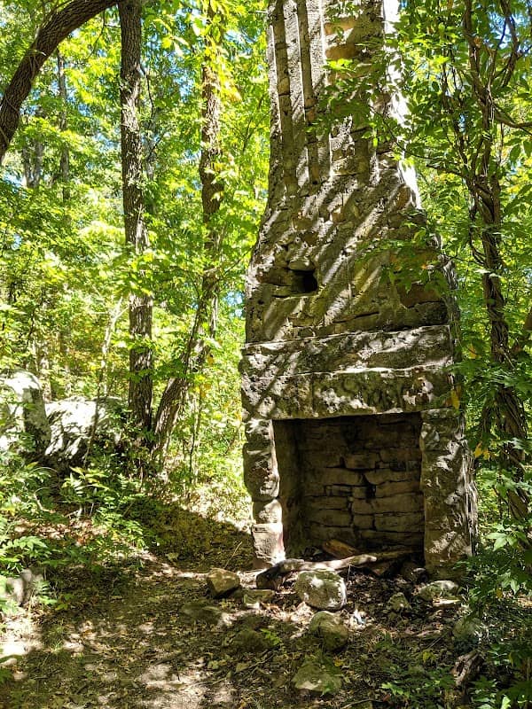 Black Mountain Crest Trailhead of the Cumberland Trail - Image 2