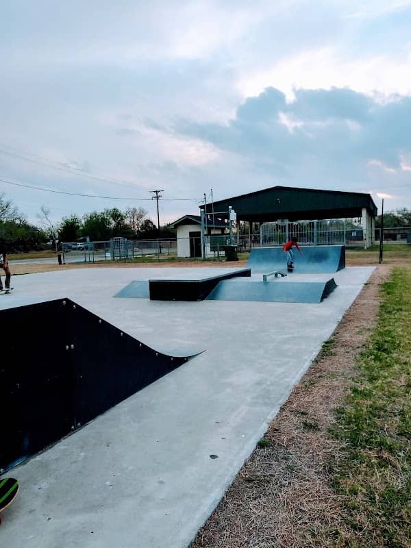 Lyford Skate Park - Image 2