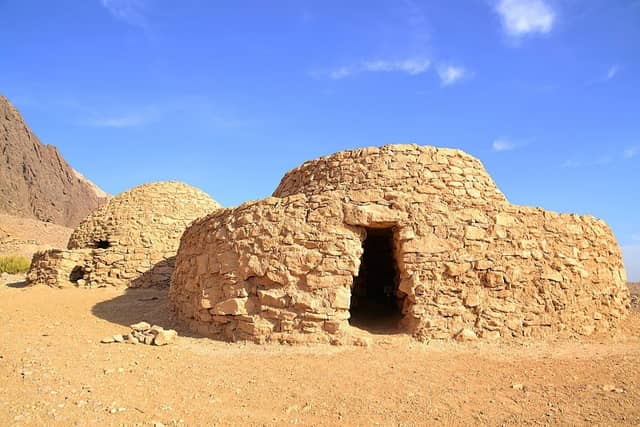 Jebel Hafeet Beehive Tombs - Image 1