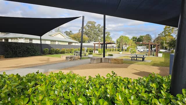 Greens on Barker Park - Image 1