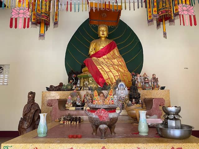 Chinese Association Temple - Image 1