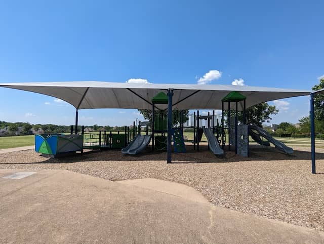 Hill Top Park - Image 1
