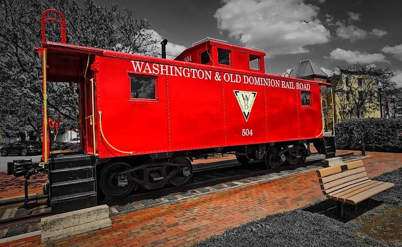 Herndon Depot - Image 2