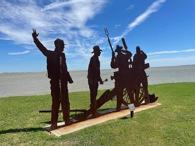 Bayfront Peninsula Park - Image 1