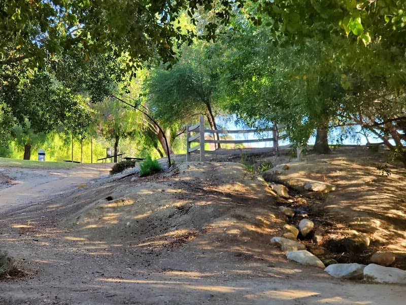 Country Hollow Park - Image 2