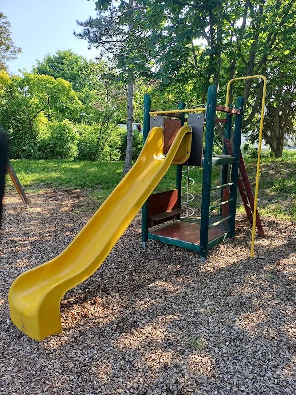 Bauer-Theussl Park - Image 1