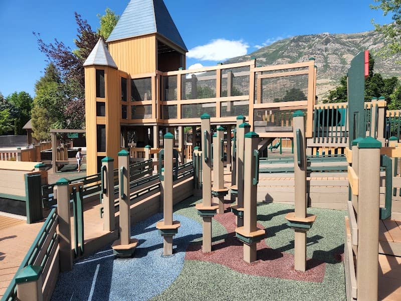 Discovery Park - Image 1