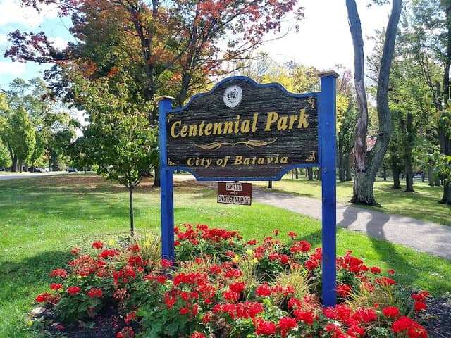 Centennial Park - Image 2
