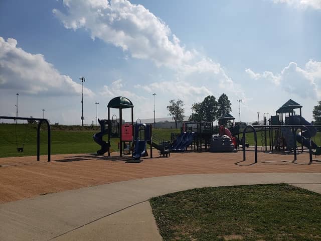 Karst Farm Park - Image 1