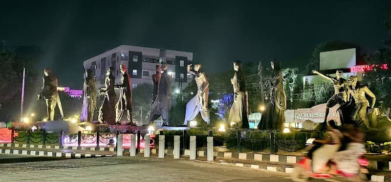 Dandi march statue - Image 2