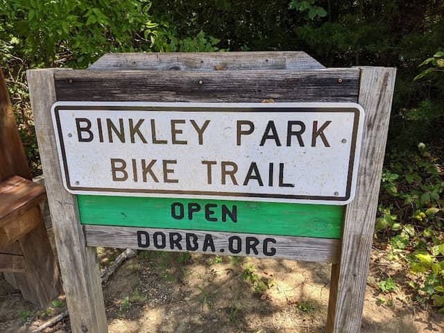 Binkley Park Trailhead - Image 1