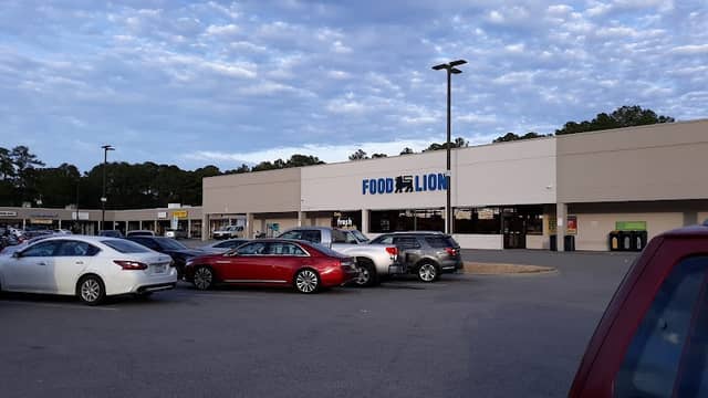 Oakwood Shopping Center - Image 1