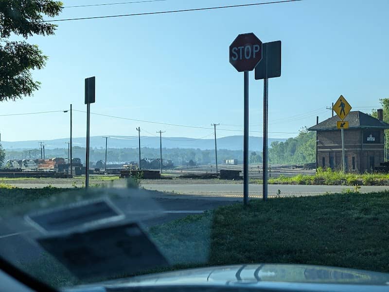 Canalside Rail Trail Parking - Image 2
