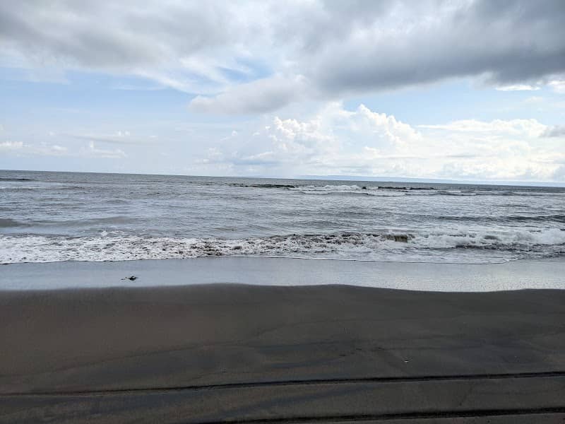 Pantai Perancak - Image 1