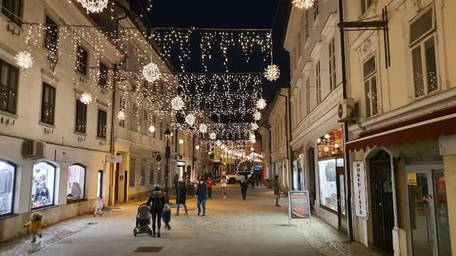 Vodnjak na Glavnem trgu - Image 2