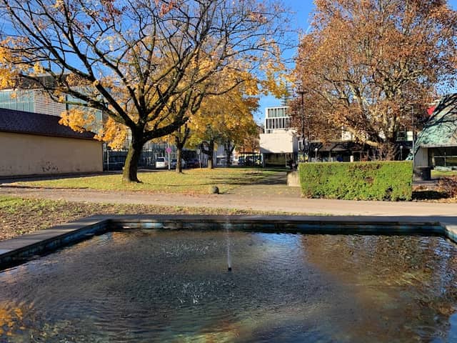 Springbrunnen im Rathauspark - Image 1