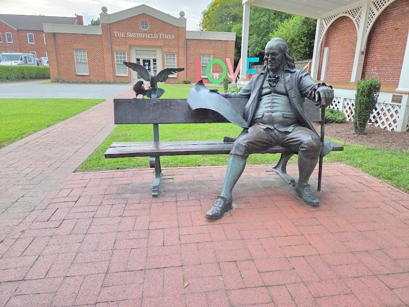 Benjamin Franklin bench - Image 1