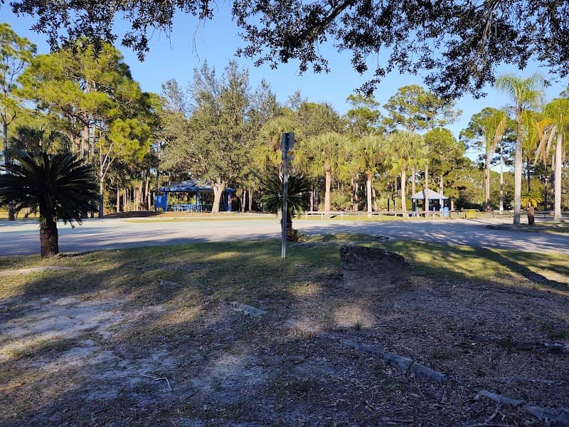 Lynbrook Park - Image 1