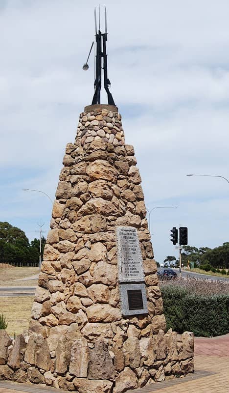 Keane War Memorial Gardens - Image 2