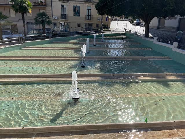 Fontana monumentale - Image 1
