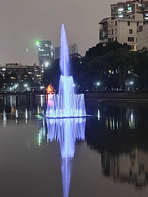 Baodao Park (East Gate) - Image 2
