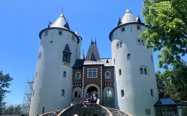Castle Gwynn - Image 1
