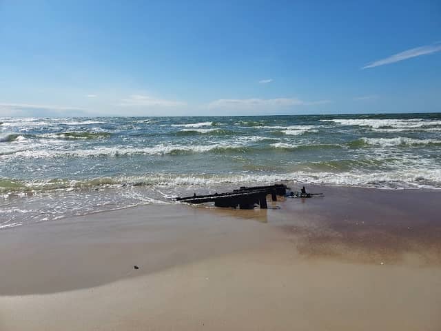 Shipwreck - Image 1