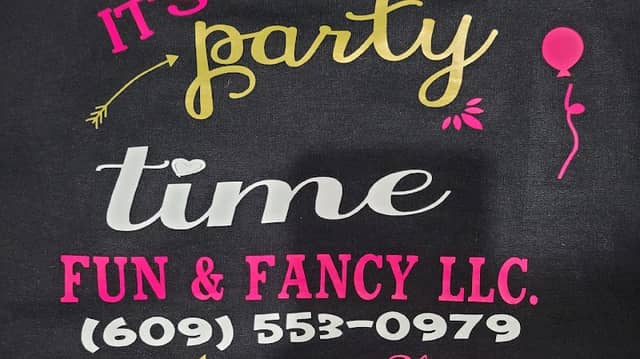 Funnfancyparty.com - Image 1