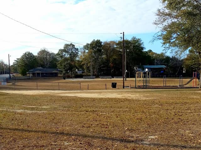 Bacon Ford Park - Image 1