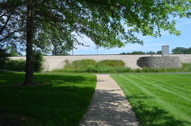 Brown Park - Image 1