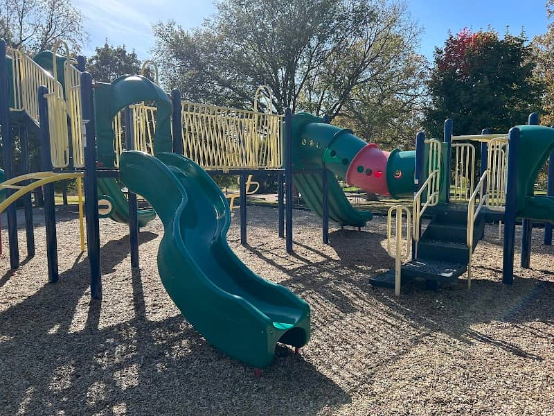 Pioneer Park - Image 3