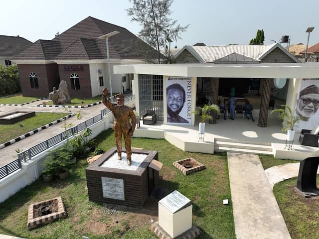 Oluwarotimi Akeredolu Memorial Park - Image 1