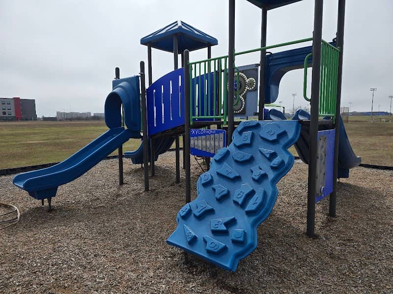 Chatwork Park - Image 2