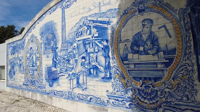 Painel da Cruz da Légua - Image 1