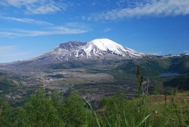 Mount Saint Helens - Image 1