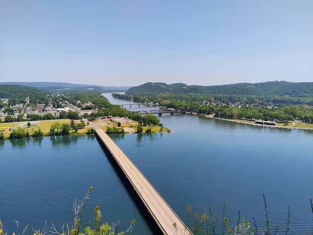 Shikellamy State Park: Overlook Section - Image 3