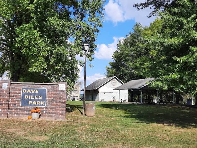 Dave Diles Park - Image 3