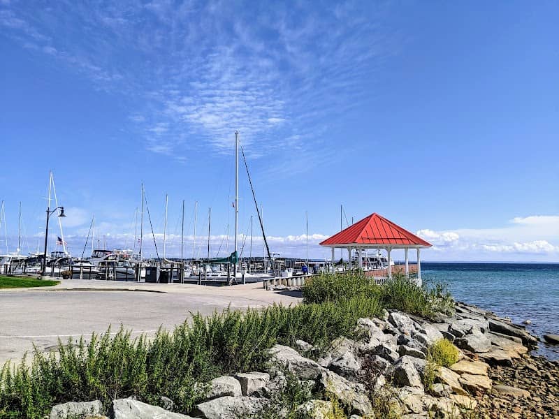 Marina Park - Image 2