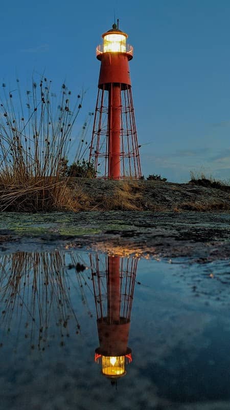 Häradskärs Lighthouse - Image 1